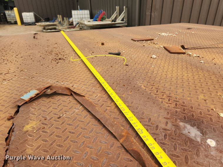 image for item LX9714 2006 Sterling L7500  flatbed truck