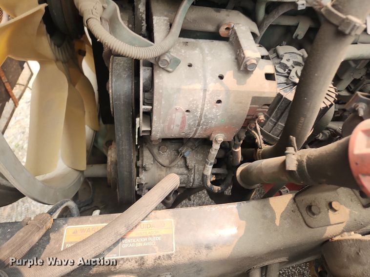 image for item LX9715 2013 Volvo VNL  semi truck