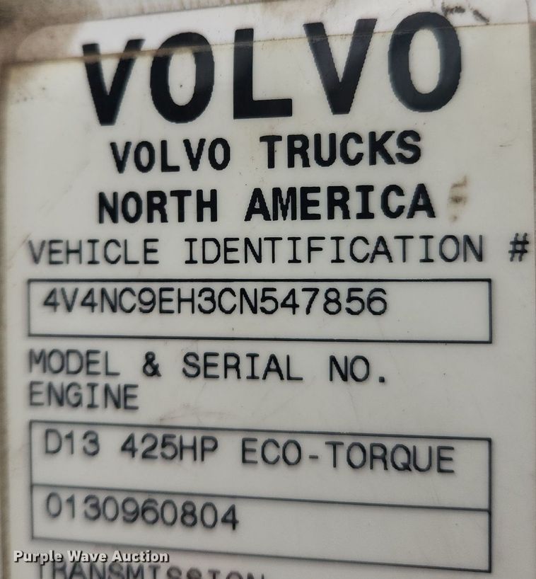 image for item LX9716 2012 Volvo VNL  semi truck