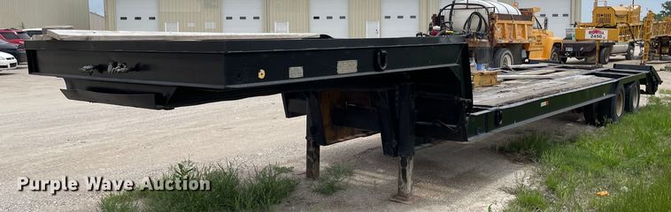 image for item LY9756 1981 Daco LB253782  drop deck equipment trailer