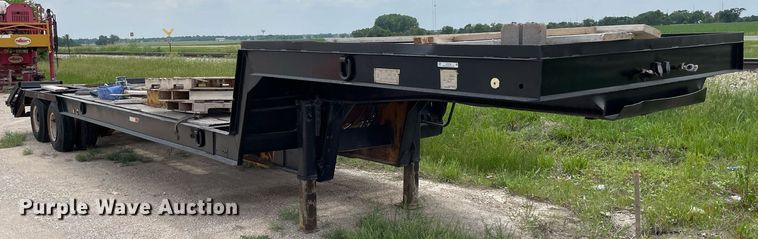 image for item LY9756 1981 Daco LB253782  drop deck equipment trailer