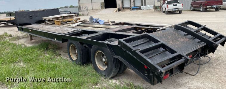 image for item LY9756 1981 Daco LB253782  drop deck equipment trailer