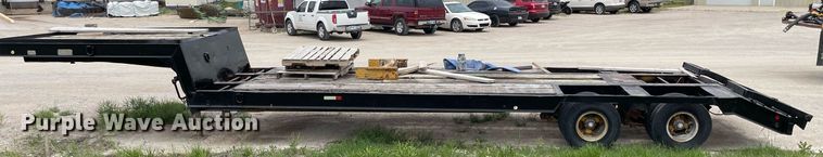 image for item LY9756 1981 Daco LB253782  drop deck equipment trailer