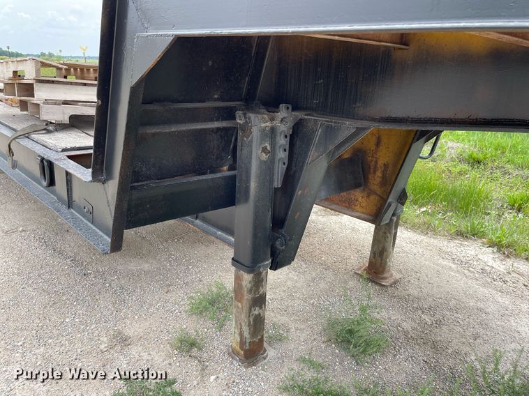 image for item LY9756 1981 Daco LB253782  drop deck equipment trailer