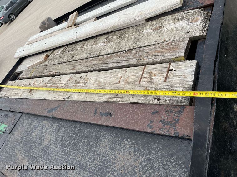 image for item LY9756 1981 Daco LB253782  drop deck equipment trailer