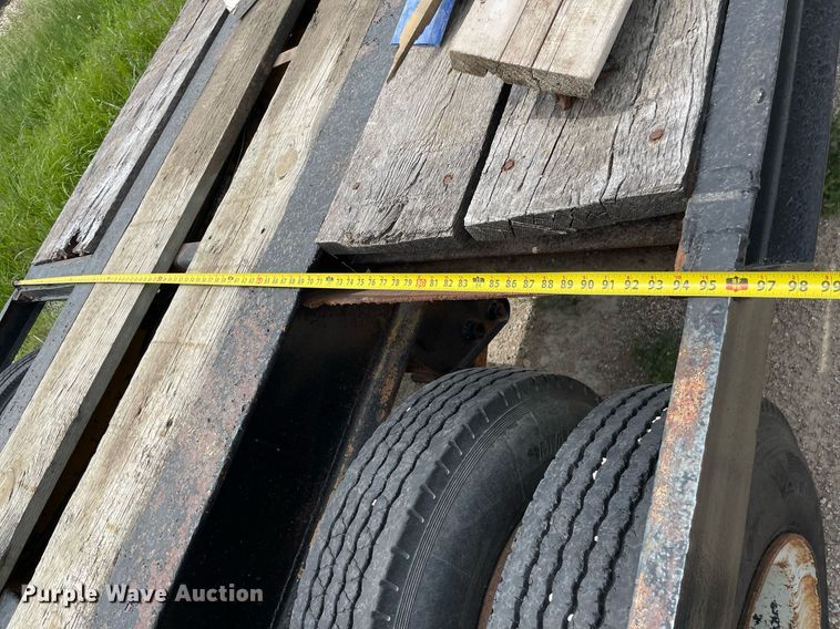 image for item LY9756 1981 Daco LB253782  drop deck equipment trailer