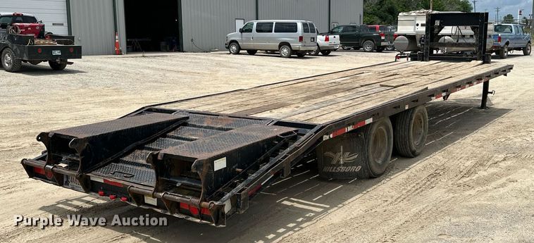 image for item MB9607 2010 Hillsboro 731T  equipment trailer