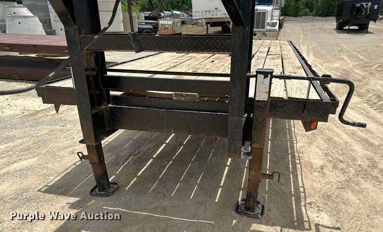 image for item MB9607 2010 Hillsboro 731T  equipment trailer