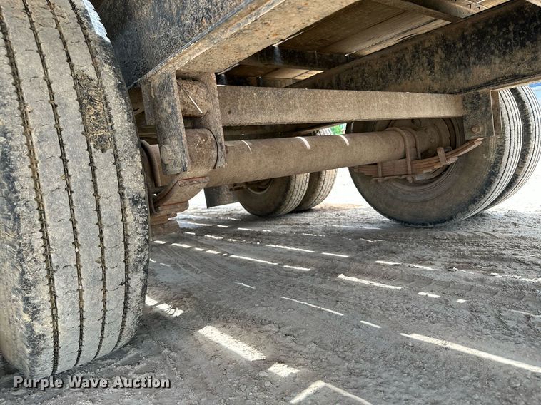 image for item MB9607 2010 Hillsboro 731T  equipment trailer