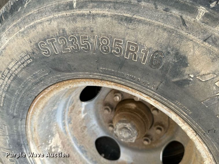 image for item MB9607 2010 Hillsboro 731T  equipment trailer