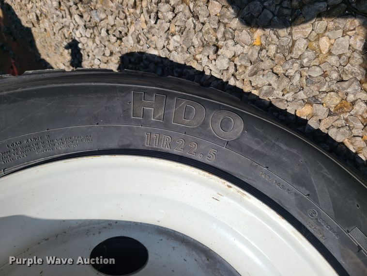 image for item MO9874 2011 Mack LEU  refuse truck