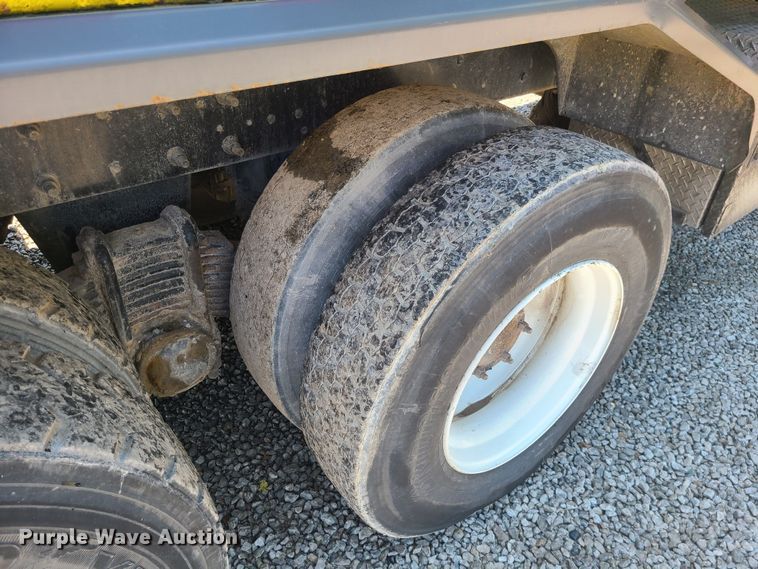 image for item MO9874 2011 Mack LEU  refuse truck