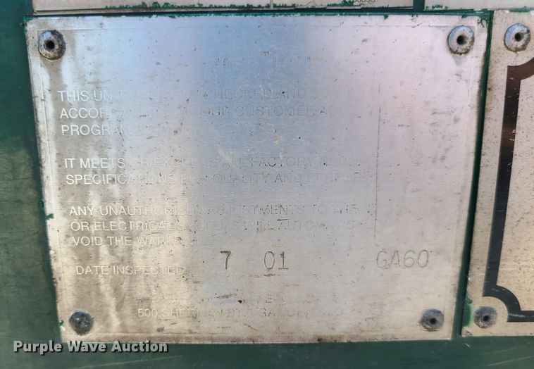 image for item MO9882 2002 Freightliner FL80  refuse truck