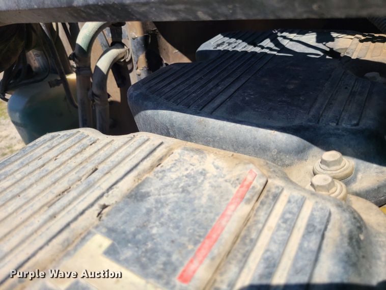 image for item MO9884 2001 Peterbilt 378  semi truck