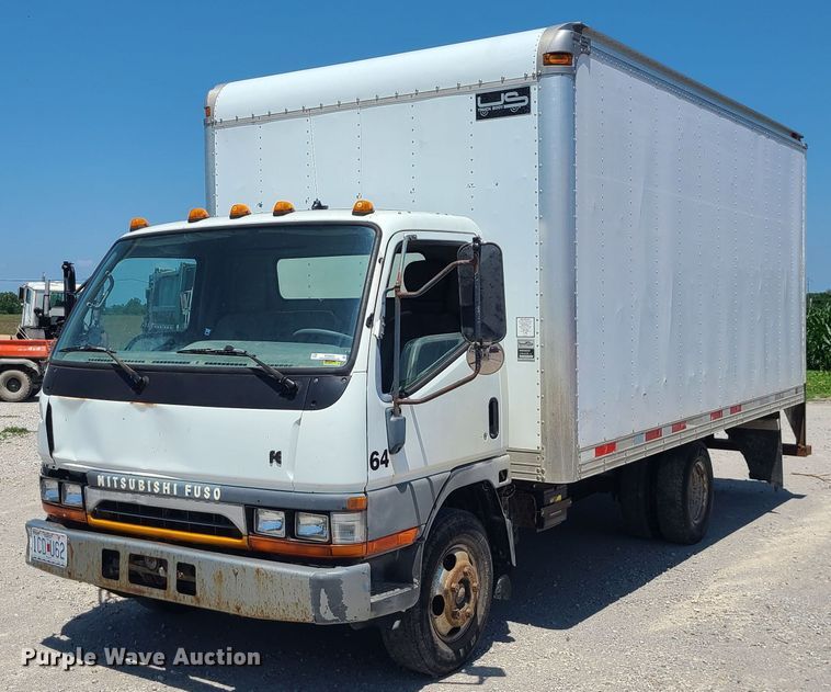 image for item MO9885 1998 Mitsubishi Fuso FE  box truck