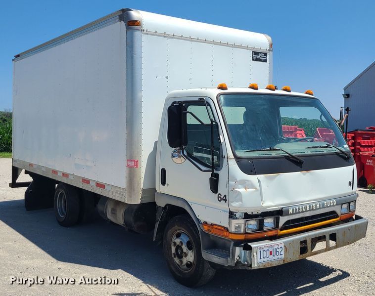 image for item MO9885 1998 Mitsubishi Fuso FE  box truck