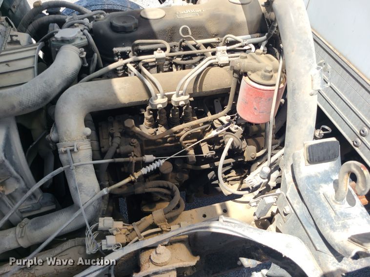 image for item MO9885 1998 Mitsubishi Fuso FE  box truck