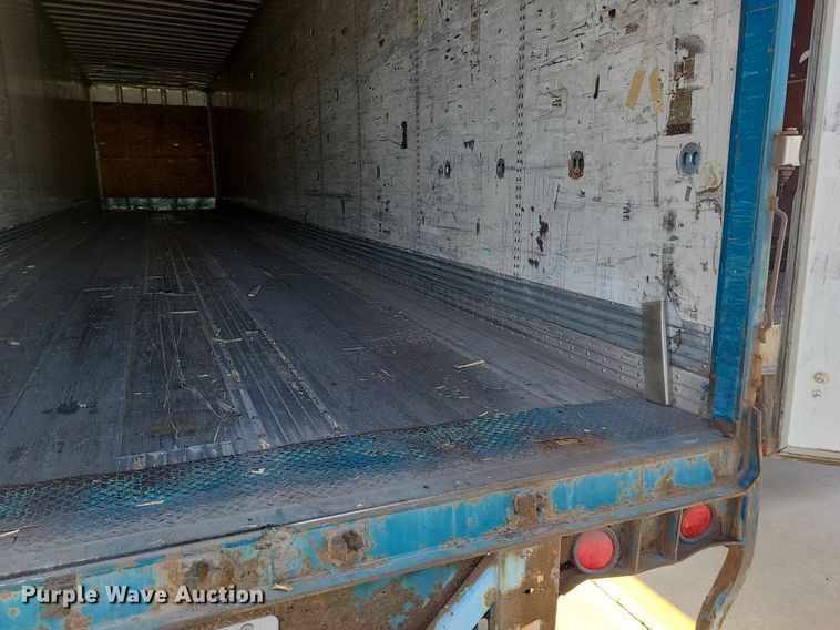 image for item MO9888 2000 Wabash  dry van trailer