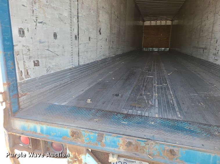 image for item MO9888 2000 Wabash  dry van trailer