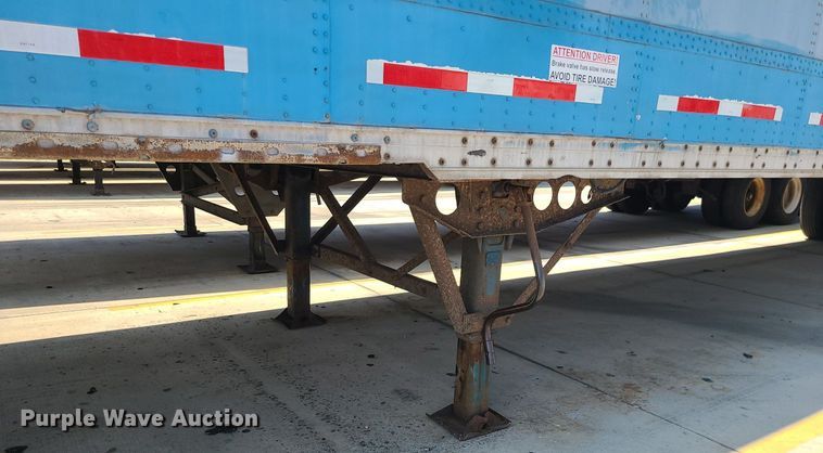 image for item MO9888 2000 Wabash  dry van trailer