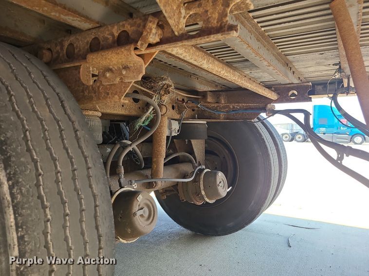 image for item MO9888 2000 Wabash  dry van trailer