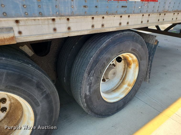 image for item MO9888 2000 Wabash  dry van trailer