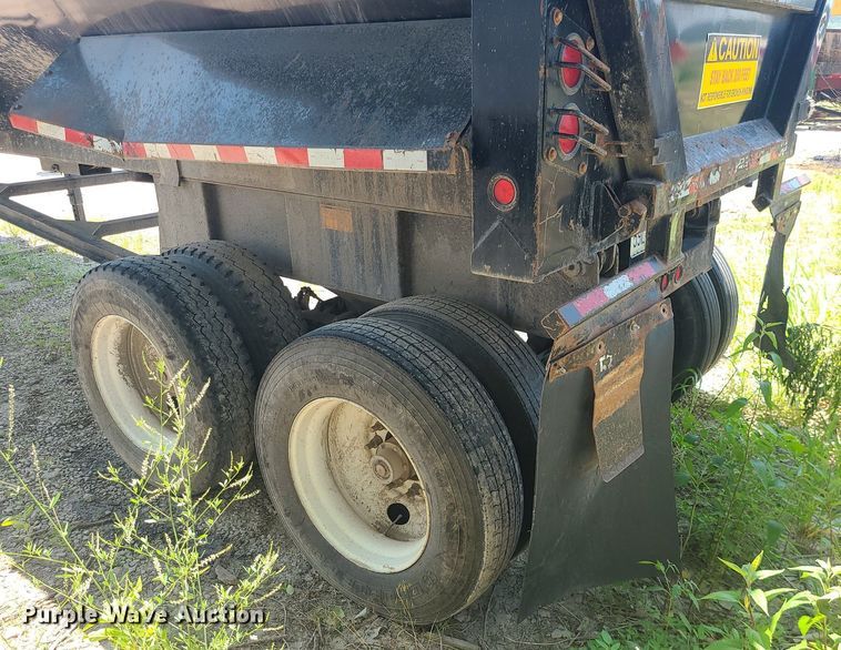 image for item MO9901 2016 CTS end dump trailer