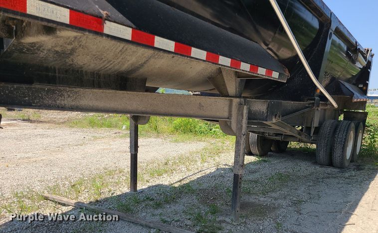 image for item MO9901 2016 CTS end dump trailer