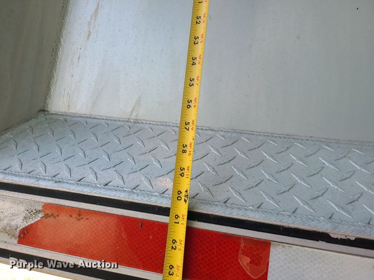 image for item MO9902 2001 MAC  end dump trailer