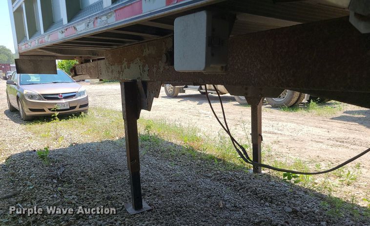 image for item MO9902 2001 MAC  end dump trailer