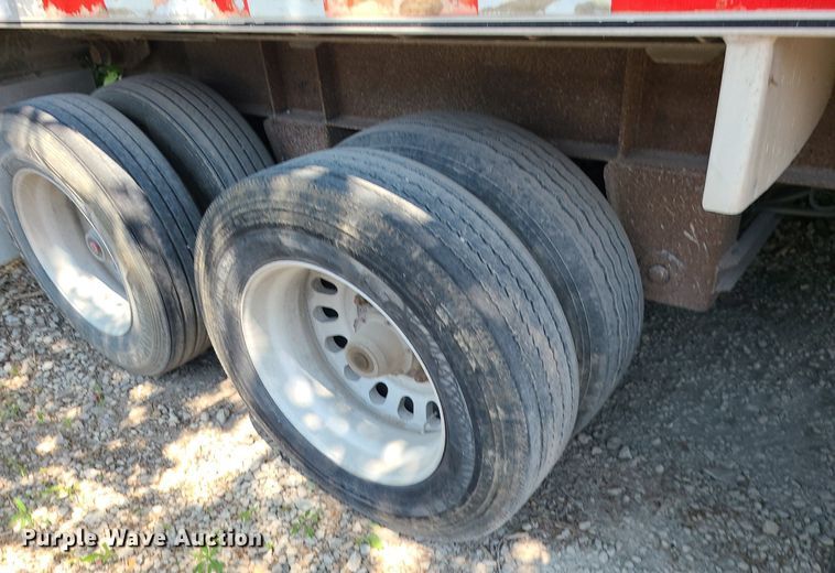 image for item MO9902 2001 MAC  end dump trailer