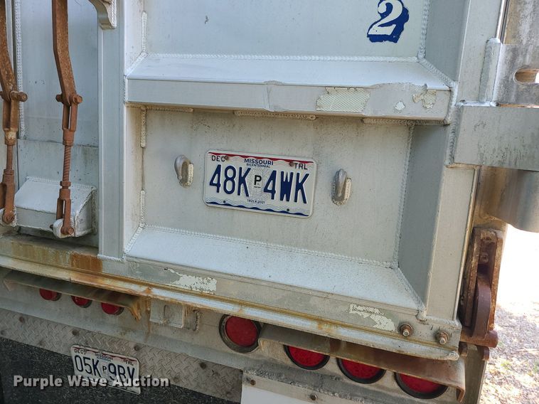 image for item MO9902 2001 MAC  end dump trailer