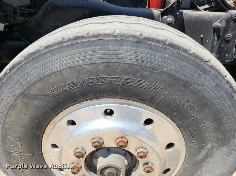 image for item MO9918 1988 Mack Superliner RW700  roll-off container truck