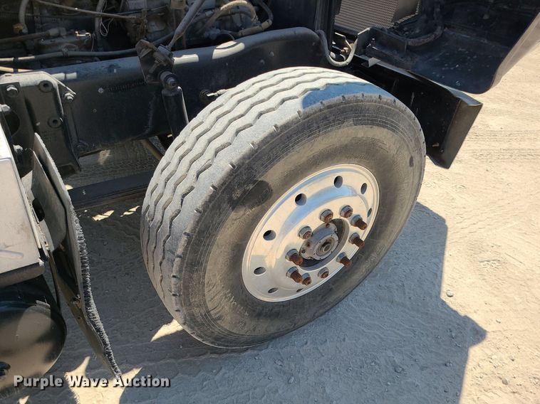 image for item MO9918 1988 Mack Superliner RW700  roll-off container truck