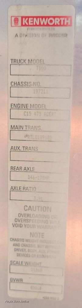 image for item MO9919 2007 Kenworth T800  semi truck