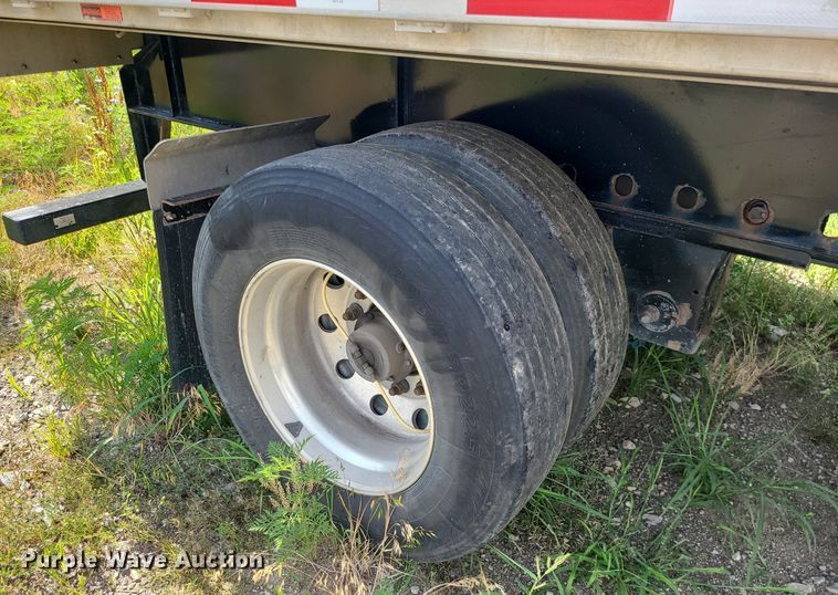 image for item MO9927 2019 Transcraft 554C  flatbed trailer