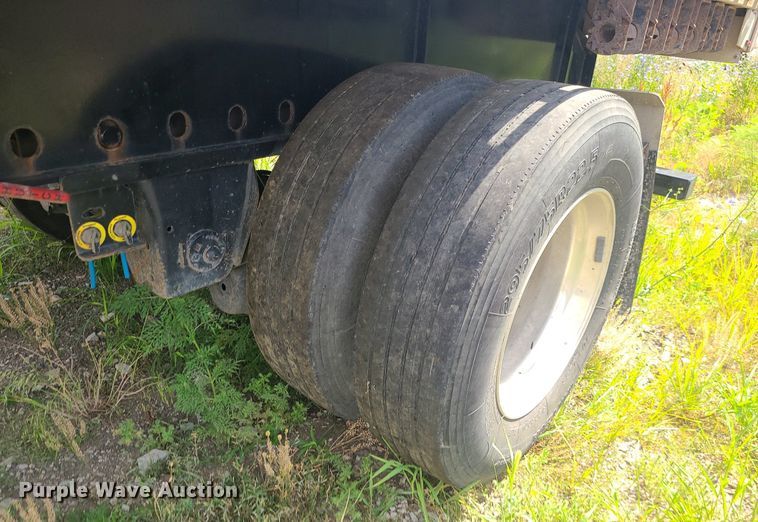 image for item MO9927 2019 Transcraft 554C  flatbed trailer