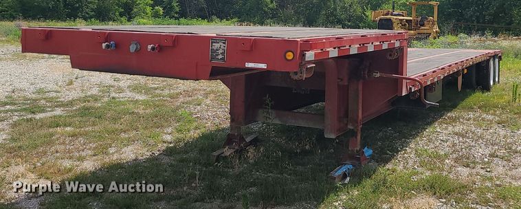 image for item MO9931 1990 Fontaine DFT-4-8048A  drop deck trailer