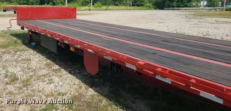 image for item MO9931 1990 Fontaine DFT-4-8048A  drop deck trailer