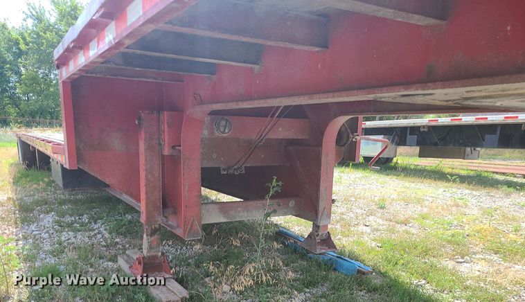 image for item MO9931 1990 Fontaine DFT-4-8048A  drop deck trailer