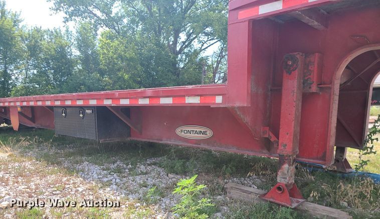 image for item MO9931 1990 Fontaine DFT-4-8048A  drop deck trailer