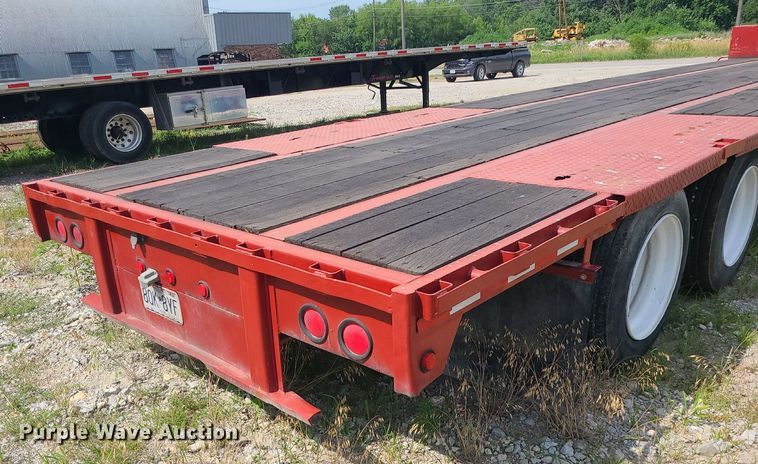 image for item MO9931 1990 Fontaine DFT-4-8048A  drop deck trailer