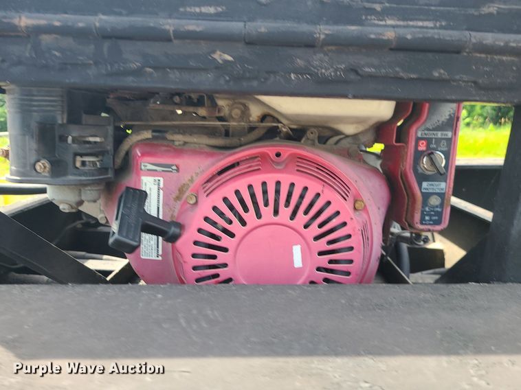 image for item MO9932 2005 Pitts  lowboy equipment trailer