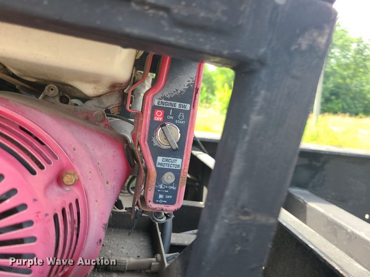 image for item MO9932 2005 Pitts  lowboy equipment trailer