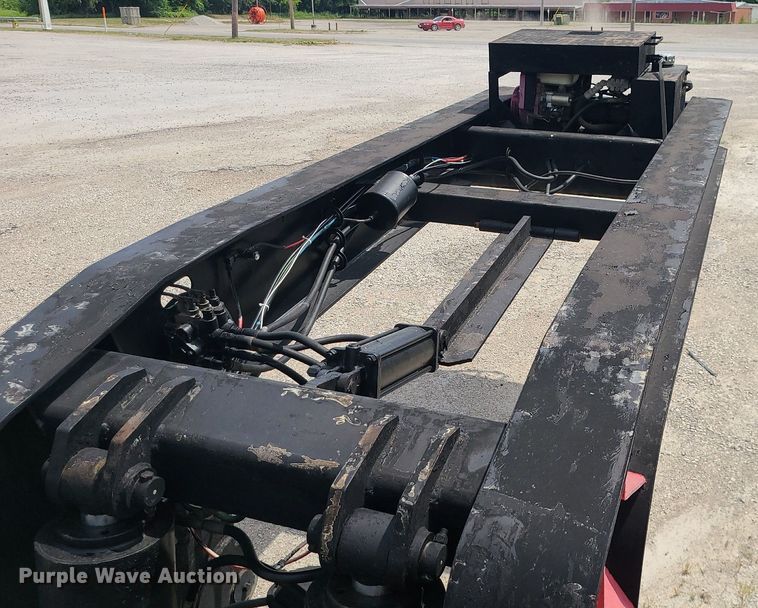 image for item MO9932 2005 Pitts  lowboy equipment trailer