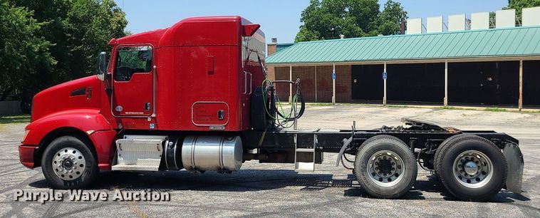 image for item MO9961 2013 Kenworth T660  semi truck