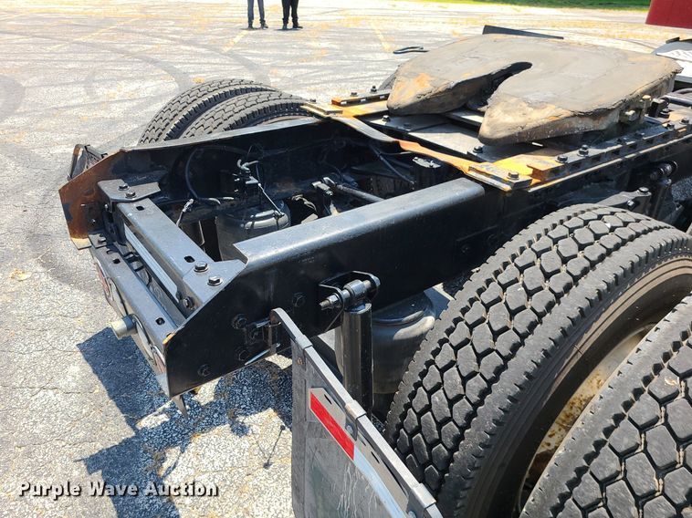 image for item MO9961 2013 Kenworth T660  semi truck