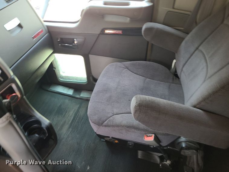 image for item MO9961 2013 Kenworth T660  semi truck