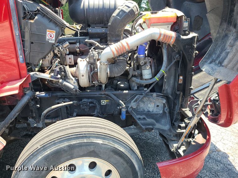 image for item MO9961 2013 Kenworth T660  semi truck