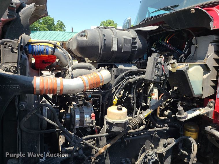 image for item MO9961 2013 Kenworth T660  semi truck